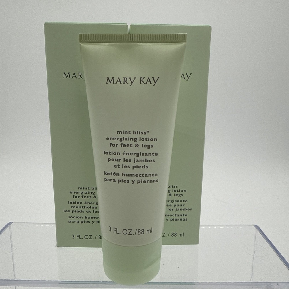 Mary Kay MINT BLISS Energizing Lotion for Feet & Legs 3 FL OZ Set Of 2 NIB‎